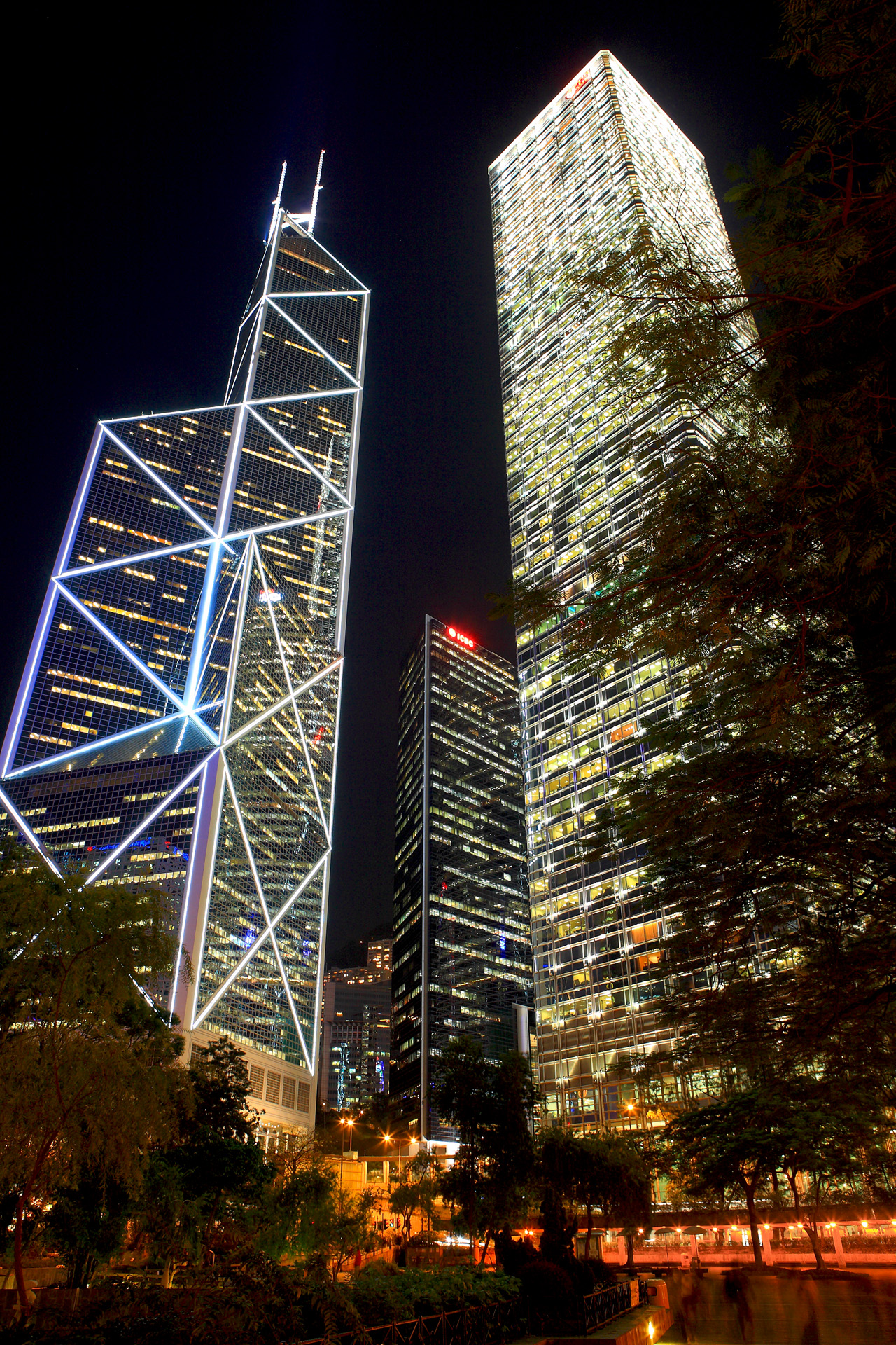 Hong Kong, Bank of China Tower - fotografia nocna - architektura współczesna