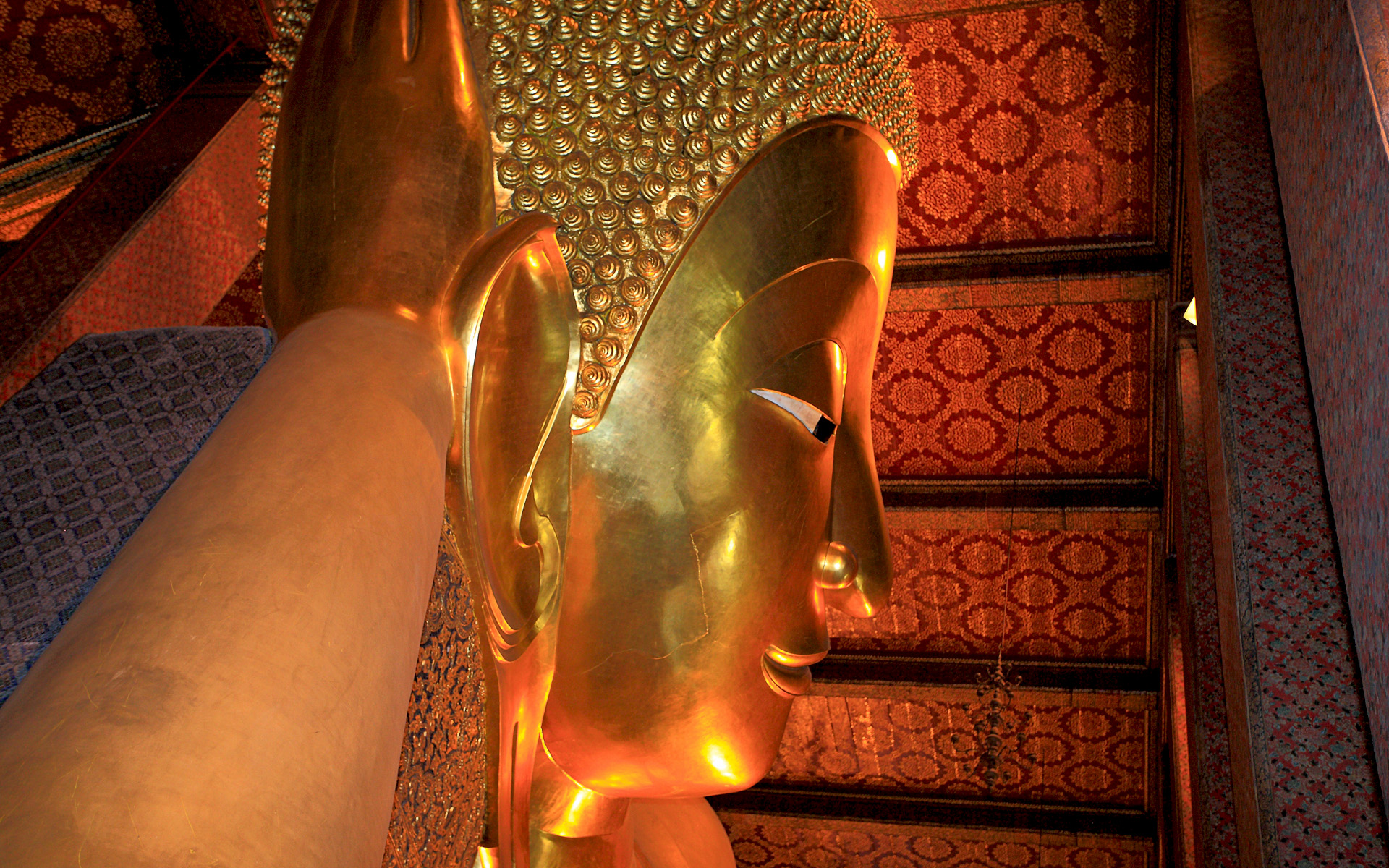 Bangkok, leżący Budda - fotografia, muzea, obiekty muzealne