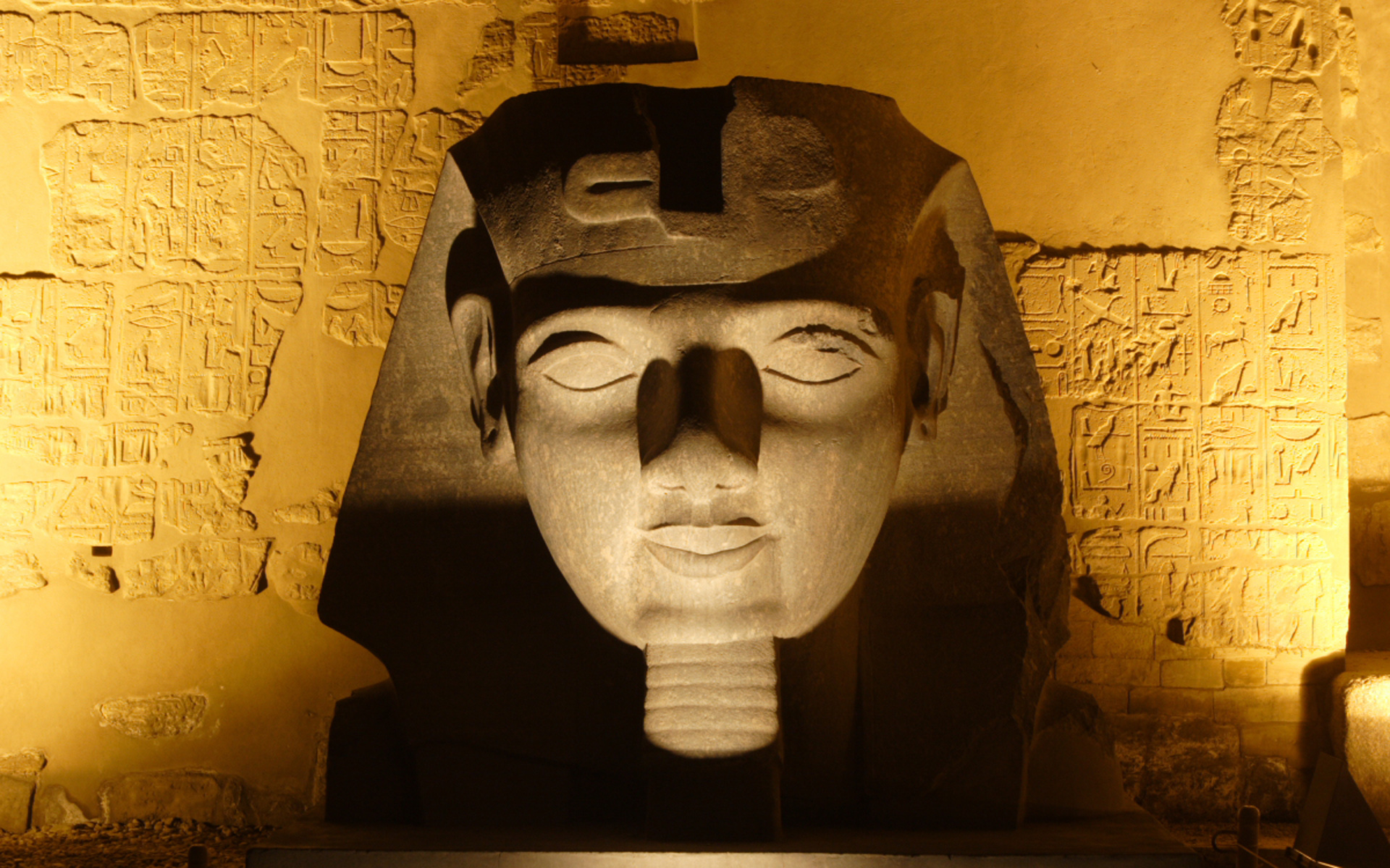 Egipt, rzeźba egipska, Ramzes II - fotografia, muzea, obiekty muzealne